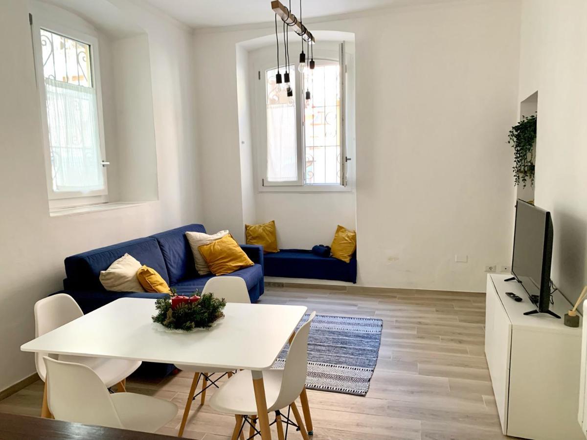 Apartamento La Casa Di Ale Nel Centro Storico Di Cagliari Exterior foto